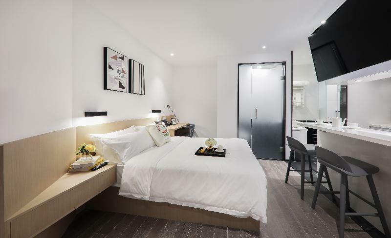 Aggregate Serviced Hotel 5*
